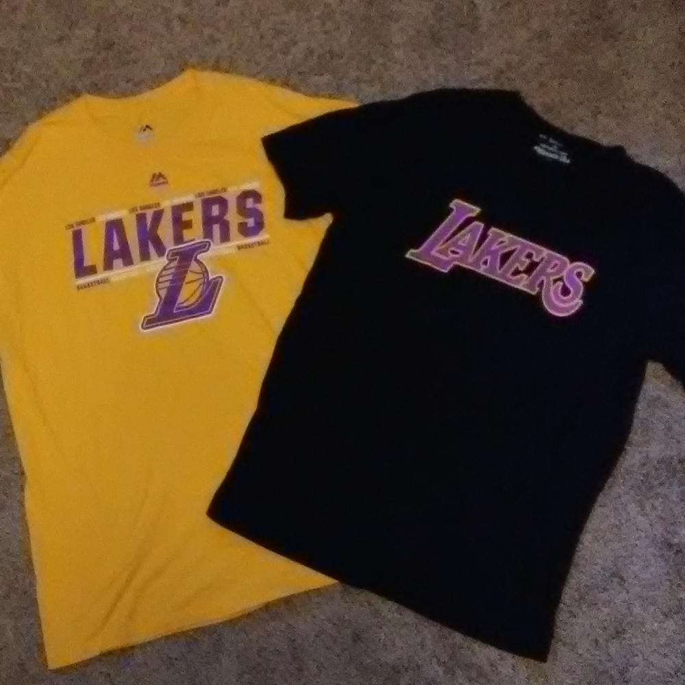 2 LA Lakers shirt